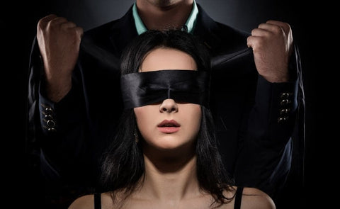 7 Conseils pour une Première Séance BDSM