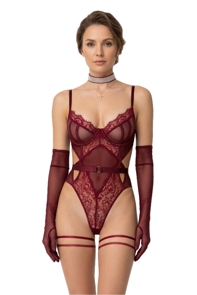 Body dentelle avec gants Extase : photo portée sur fond blanc