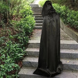 Cape Velours Plissé Noire à Capuche : cape noire plissée en velours à capuche, photo 3