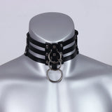 Collier Ras du Cou Triple Sangle à Boucles : ras du cou noir à triple sangle et anneau, photo 4