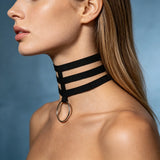 Collier Triple Bandeau Tissu Anneau Noir : ras du cou noir, trois bandeaux de tissu et anneau, photo 3
