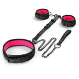 Kit Bondage Cou-Poignets : version noir et rose, noir et rose