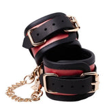 Menottes Cuir Bicolore Chaîne Or Rose : chevillères noir et rouge à boucle, photo 6